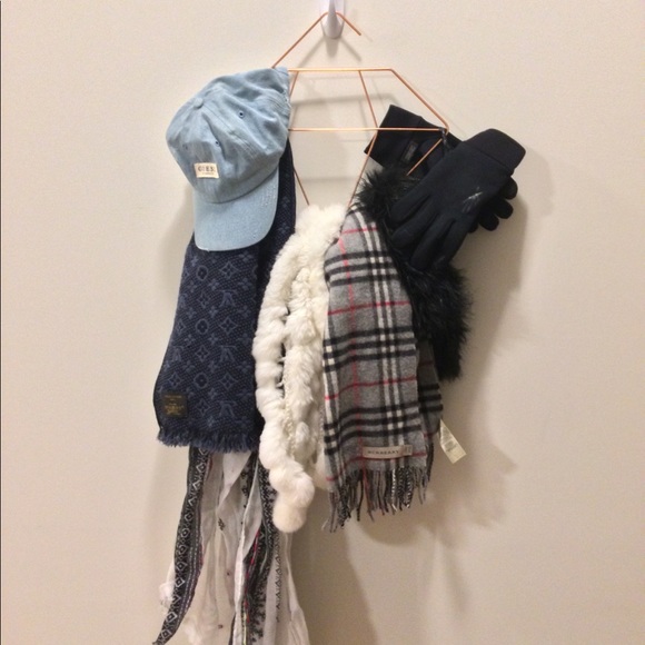 ✨ 2 for 6$ SCARF HANGER HANGER ACCESSORIES - Picture 2 of 8